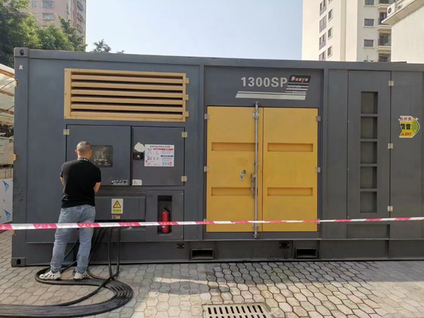 闻喜500KW发电机组冬季应该配多大的启动电瓶？